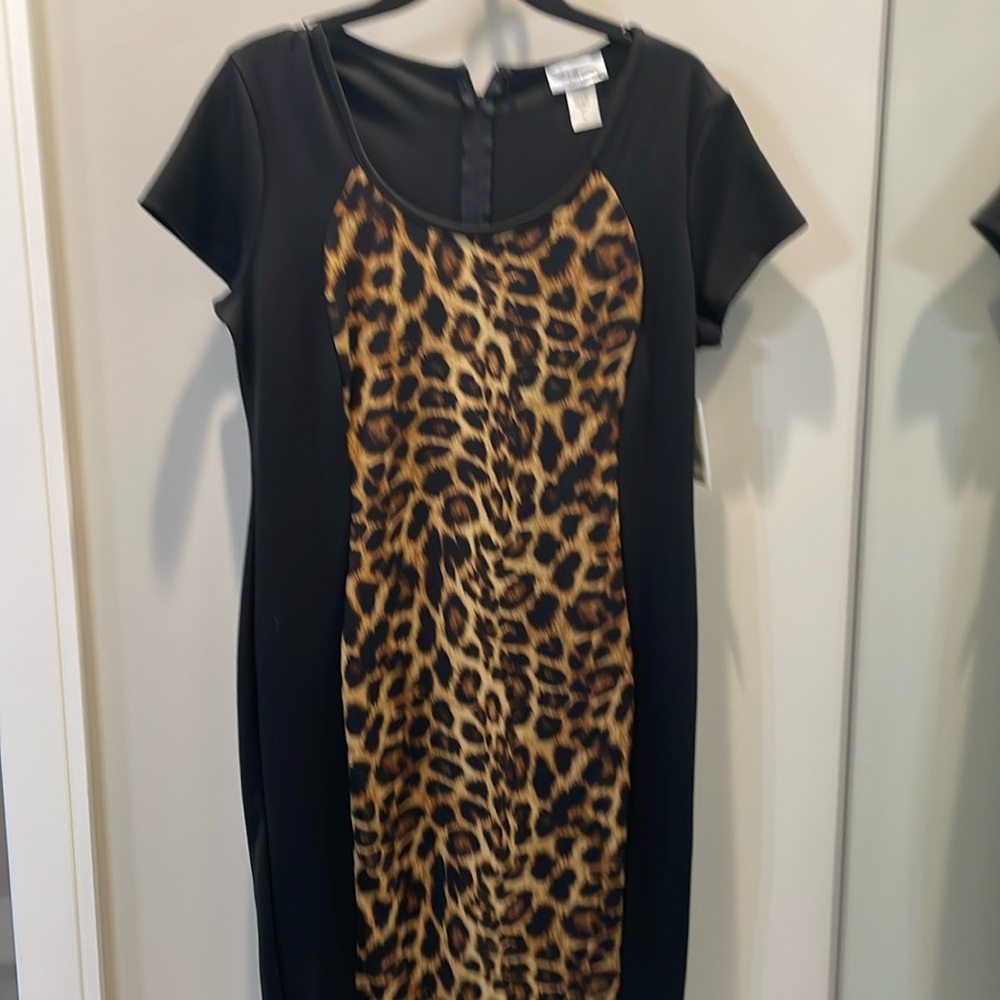 Women’s dress size L new